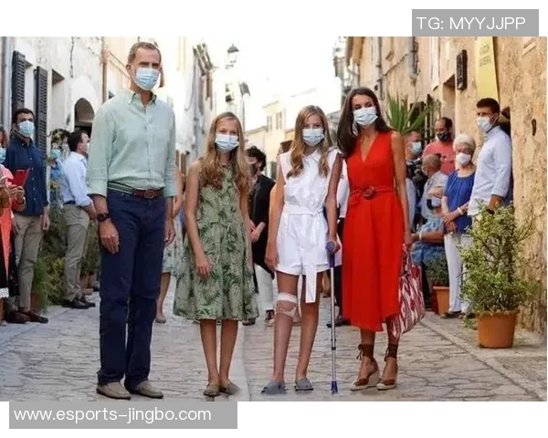 索菲亚带领足球新纪元崛起 成为全球瞩目的球场传奇 索菲亚带领足球新纪元崛起 成为全球瞩目的球场传奇