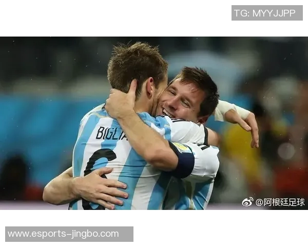 梅西血染赛场拼搏精神感动全场勇敢面对伤痛继续驰骋绿茵 梅西血染赛场拼搏精神感动全场勇敢面对伤痛继续驰骋绿茵